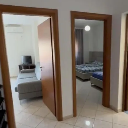 Apartment Lungomare 5 *